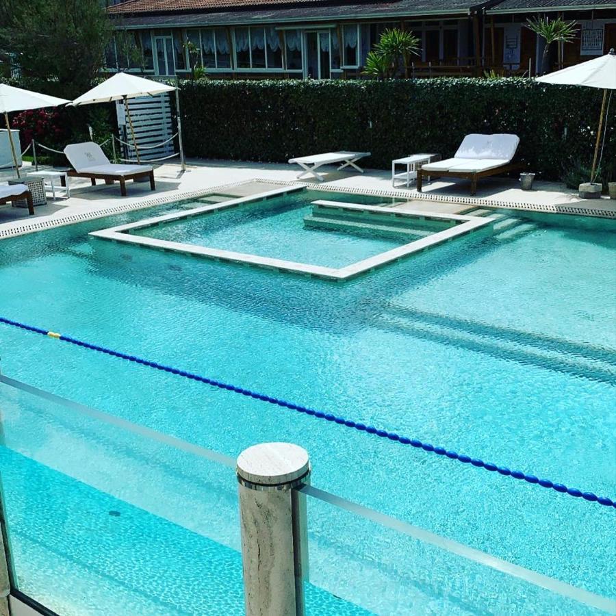 Teresita Wellness Club Apartman Viareggio Kültér fotó