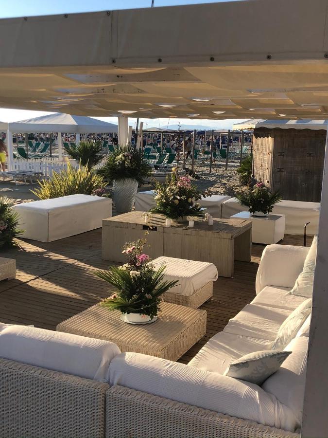 Teresita Wellness Club Apartman Viareggio Kültér fotó