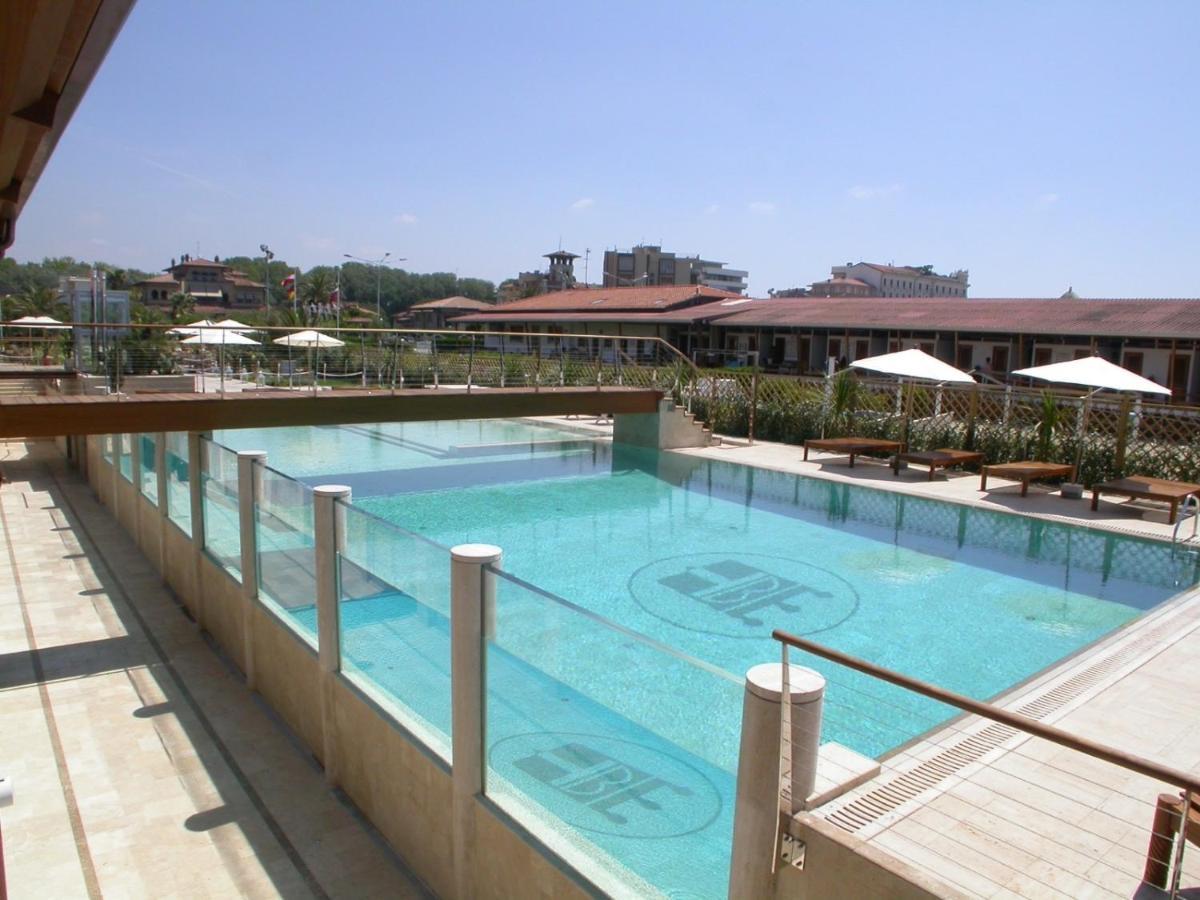 Teresita Wellness Club Apartman Viareggio Kültér fotó